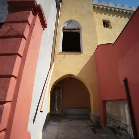 Hostel Castle